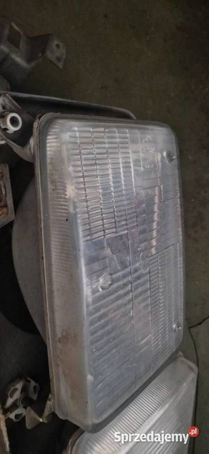Vw T3 reflektor swiatel mijania HELLA lewy prawy Rok produkcji 1988