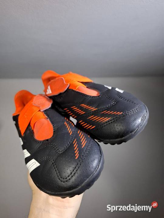 Buty 33 piłkarskie korki turfy adidas Predator Wkładka profilowana małopolskie sprzedam