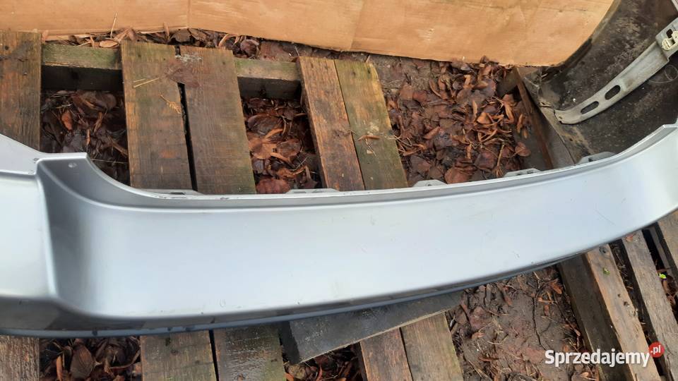 zderzak tył tylny subaru Forester II SG Dębno