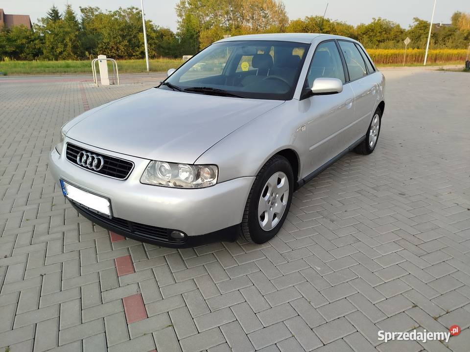 A3 8l 16 Benzyna 2001 5 drzwi Jeden właściciel srebrny Świdnik