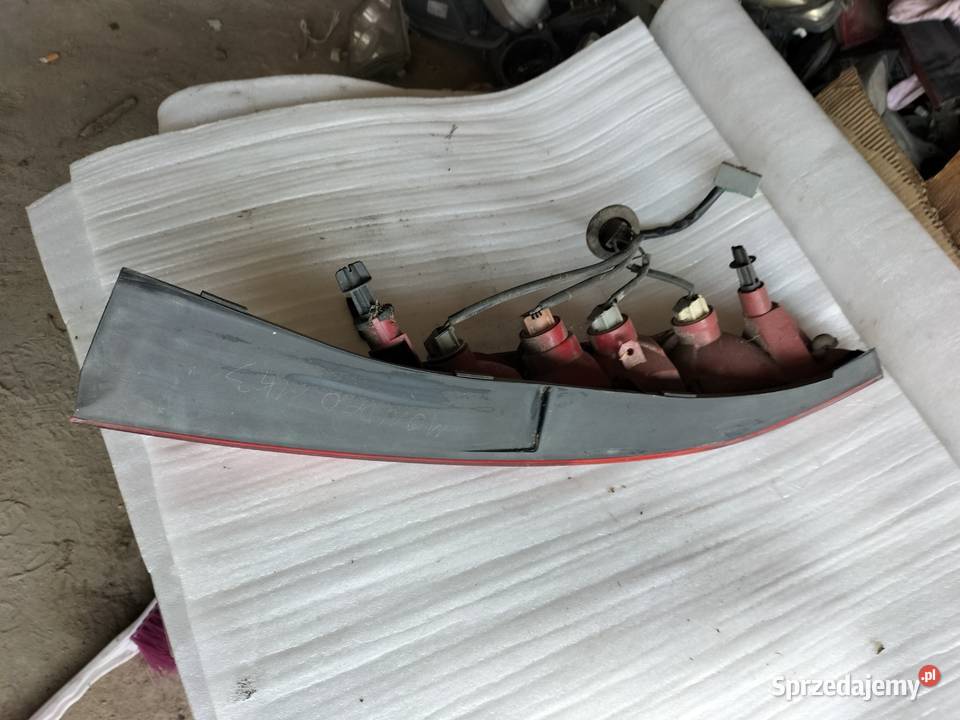 FORD MONDEO MK3 LAMPA LEWA TYŁ KOMBI Kamień-Kolonia