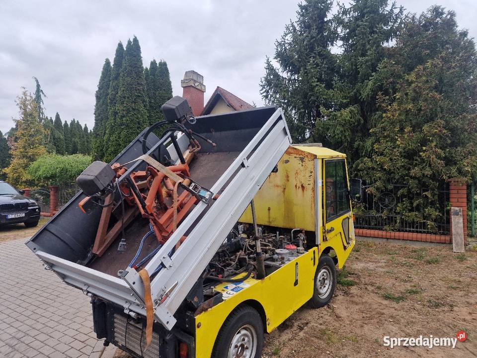 Pojazd komunalny PIETSCH z pługiem do śniegu wielkopolskie Ruda