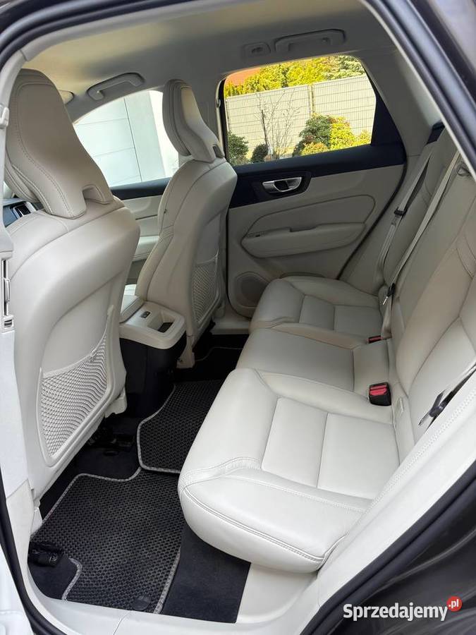 Volvo XC60 pierwszy właściciel POLSKA umowa ASR (kontrola trakcji) mazowieckie Warszawa