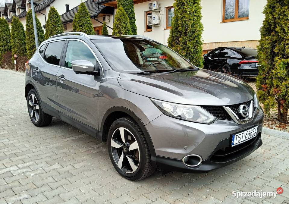 Nissan Qashqai 16 136 Panorama Kamery 360 Navi 166000km