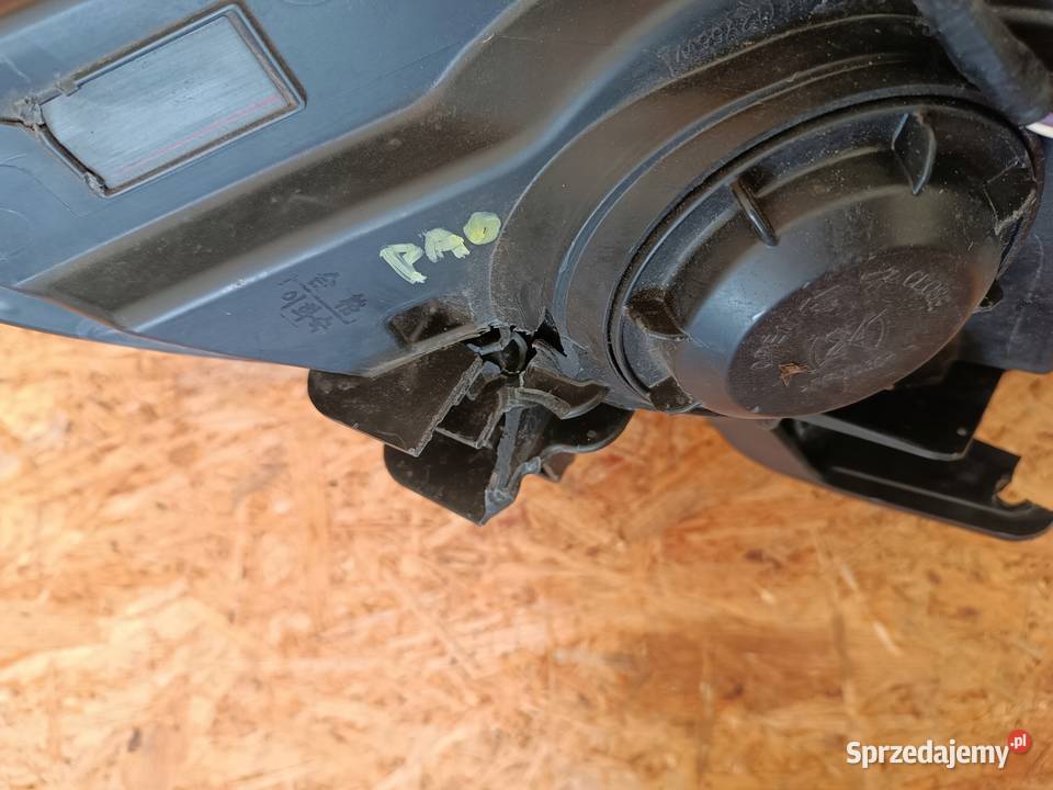 LAMPA LEWY PRZÓD REFLEKTOR EU XENON OPEL MOKKA osobowe Nowy Tomyśl