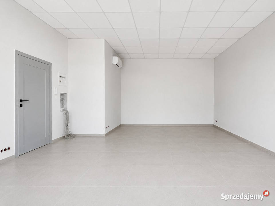 Parterowy lokal usługowy witryna Poznań