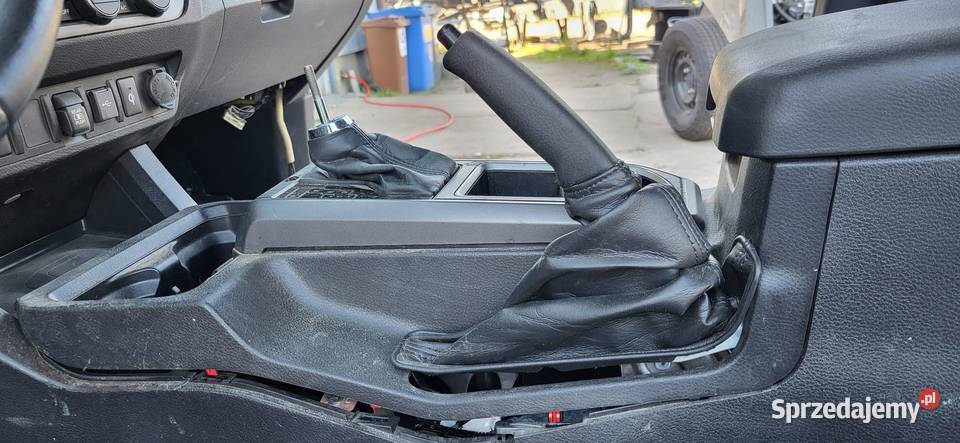 SCHOWKI PÓŁKI TOYOTA TACOMA TRD 4X4 35 V6 2022 r