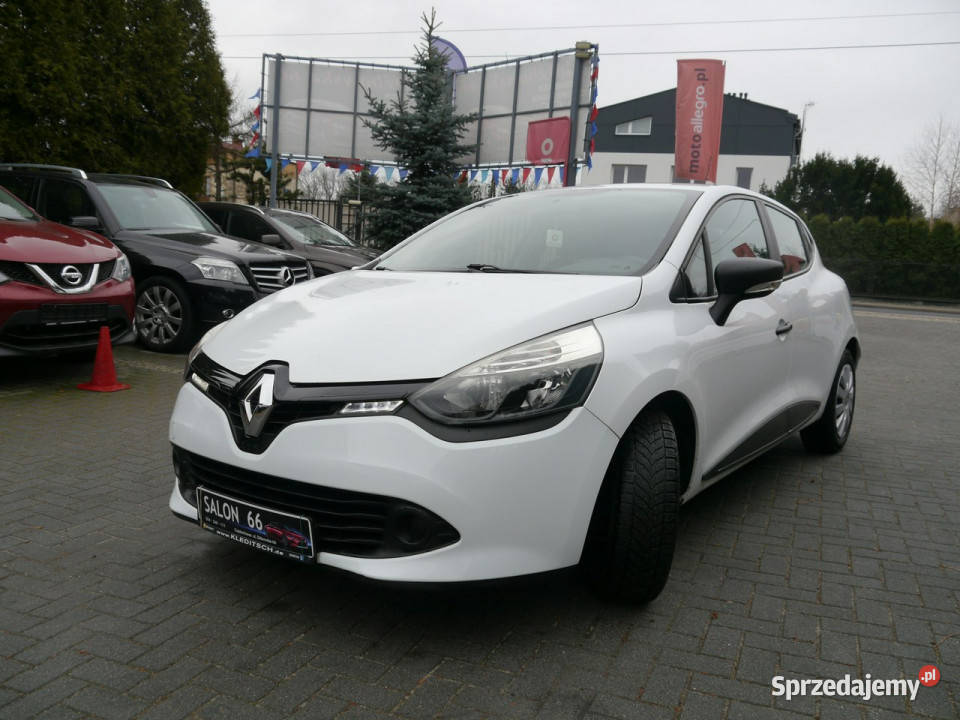 Renault Clio 12 zwykły silnik Stan Idealny Ledy światła do jazdy dziennej Częstochowa