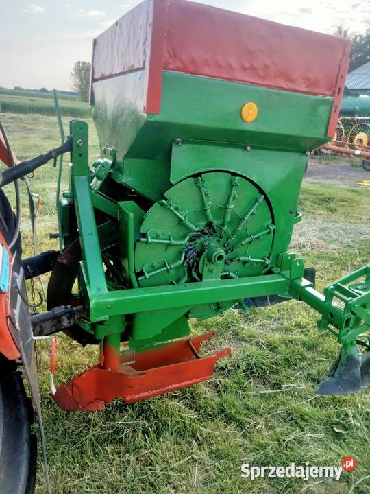 Sadzarka do ziemniaków kartofli nieuszkodzony Siewniki i sadzarki