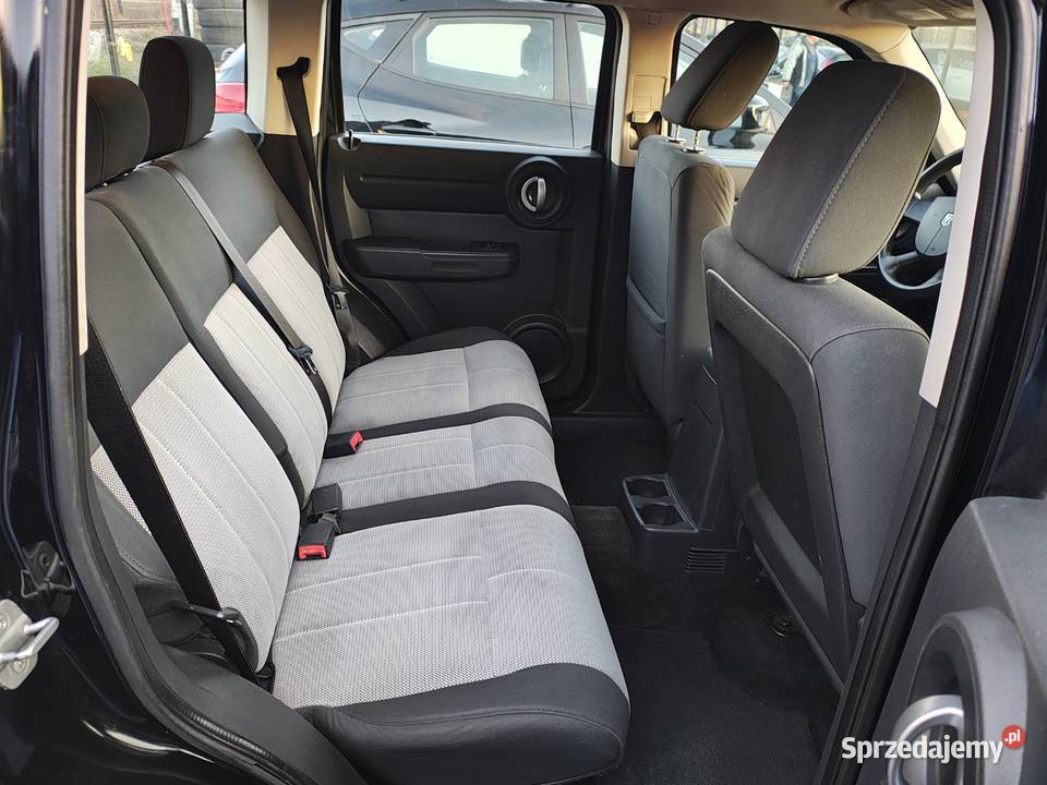 Dodge Nitro Napęd 4x4 28Diesel Zarejestrowany 202000km Zarszyn