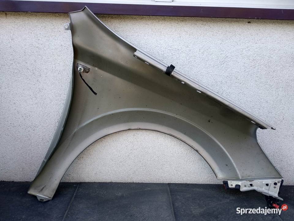 Opel Astra H LIFT FL błotnik lewy przedni Z167