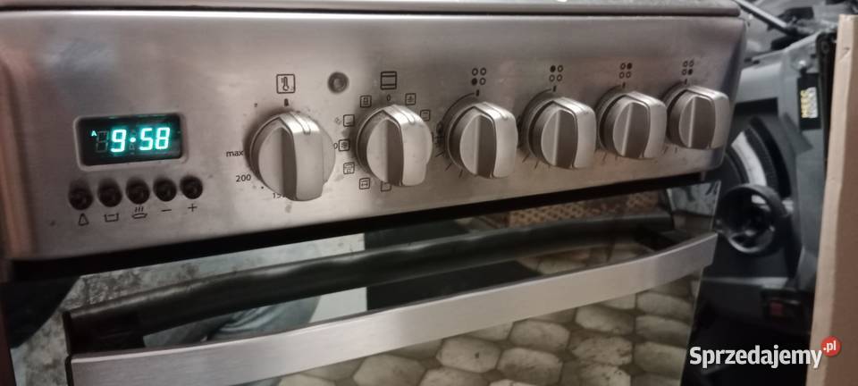 Kuchnia gazowoelektryczna HotpointAriston Pilchowice sprzedam