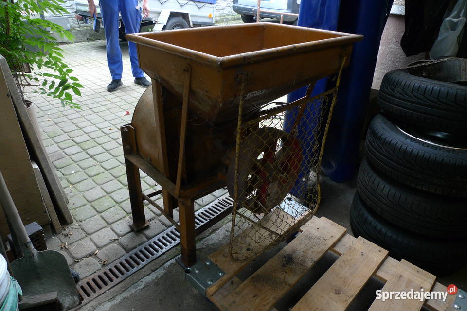 Śrutownik kamieniowy do zboża H123 LUZAMET Bydgoszcz