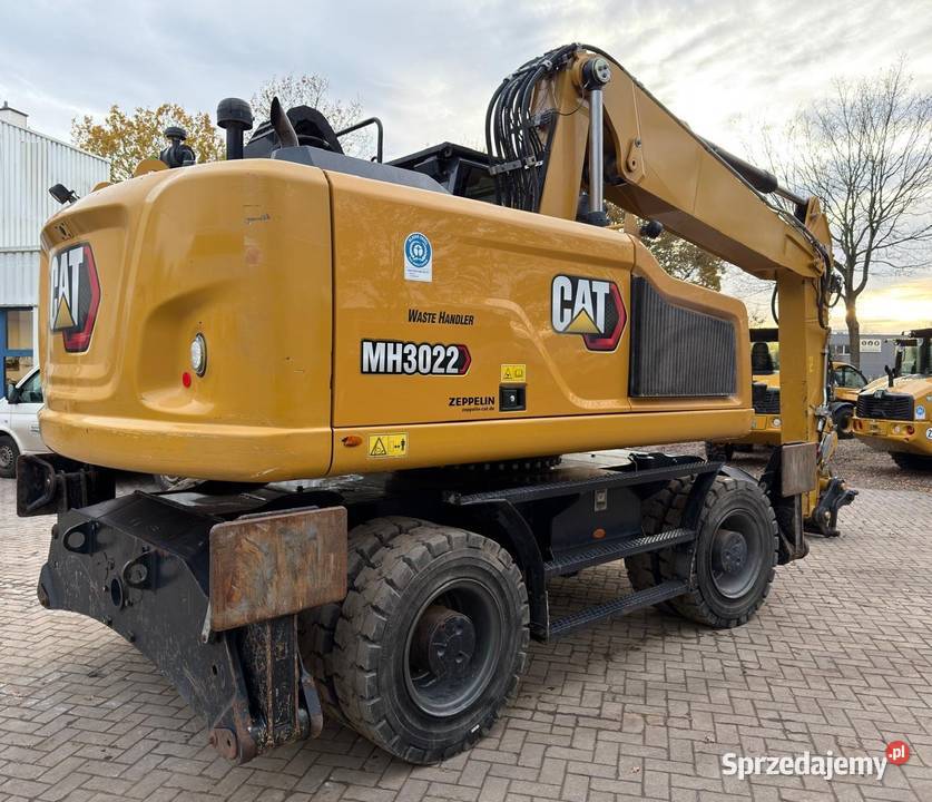 Koparka kołowa CAT MH 3022 2020 Jeziorko sprzedam