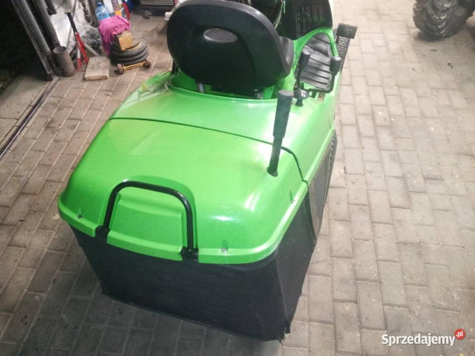 Traktorek ogrodowy kosiarka Viking MT540125 Lecka