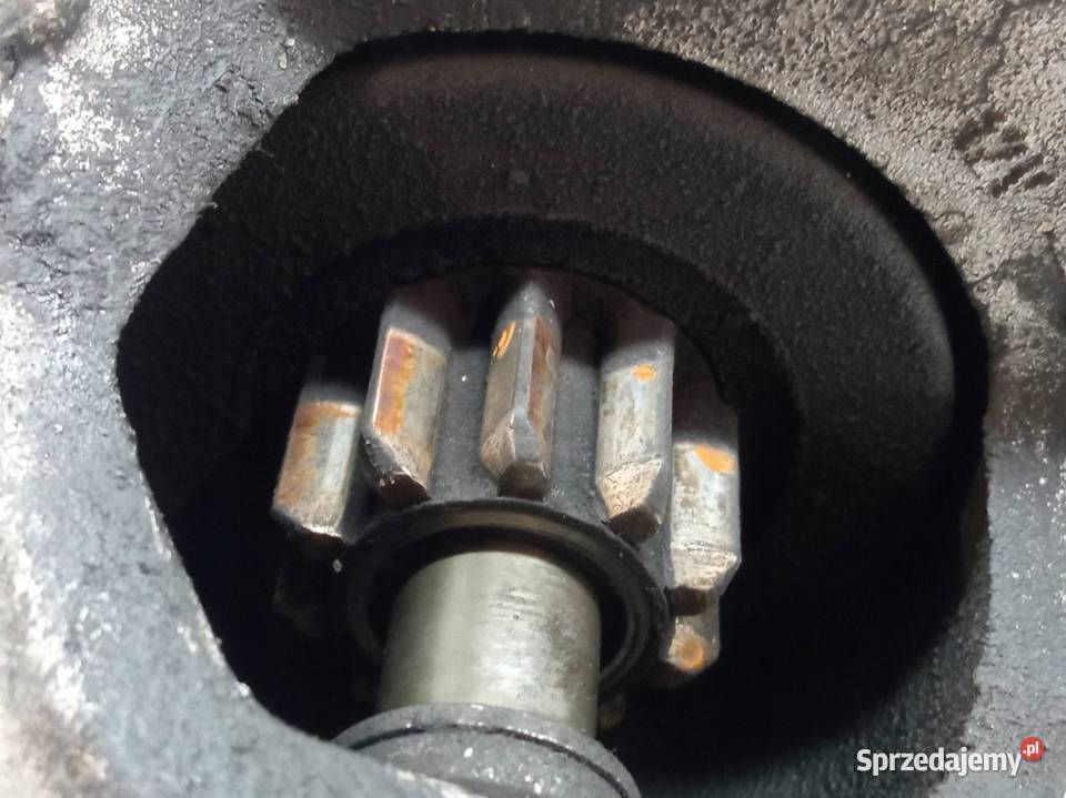 ROZRUSZNIK 068911024E 19 TDI VW Volkswagen Układ elektryczny silnika