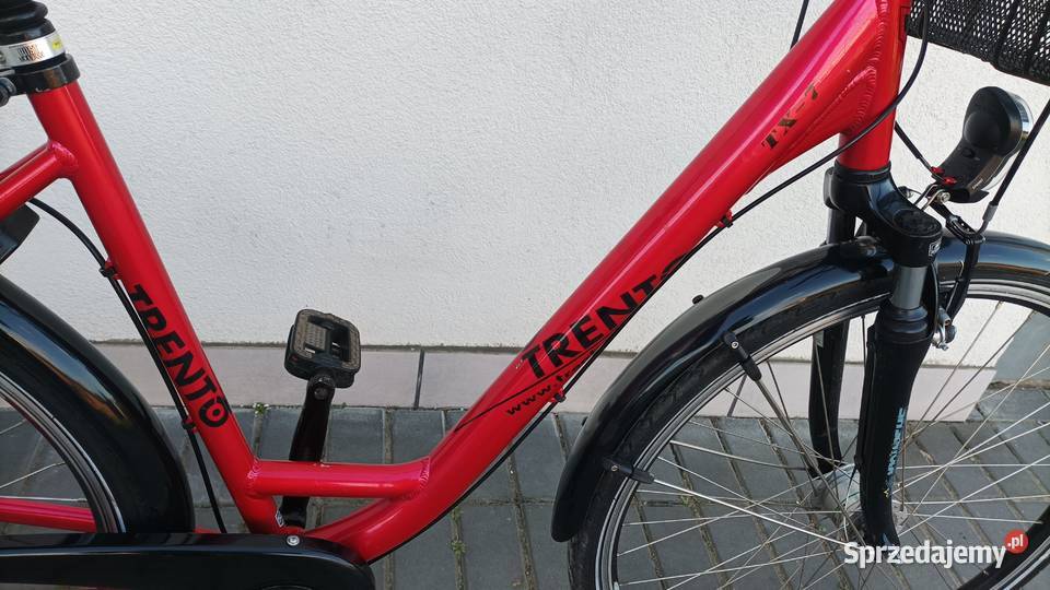 Rower damski Czerwony Trentokoła 28 rama 21 Rydzyna
