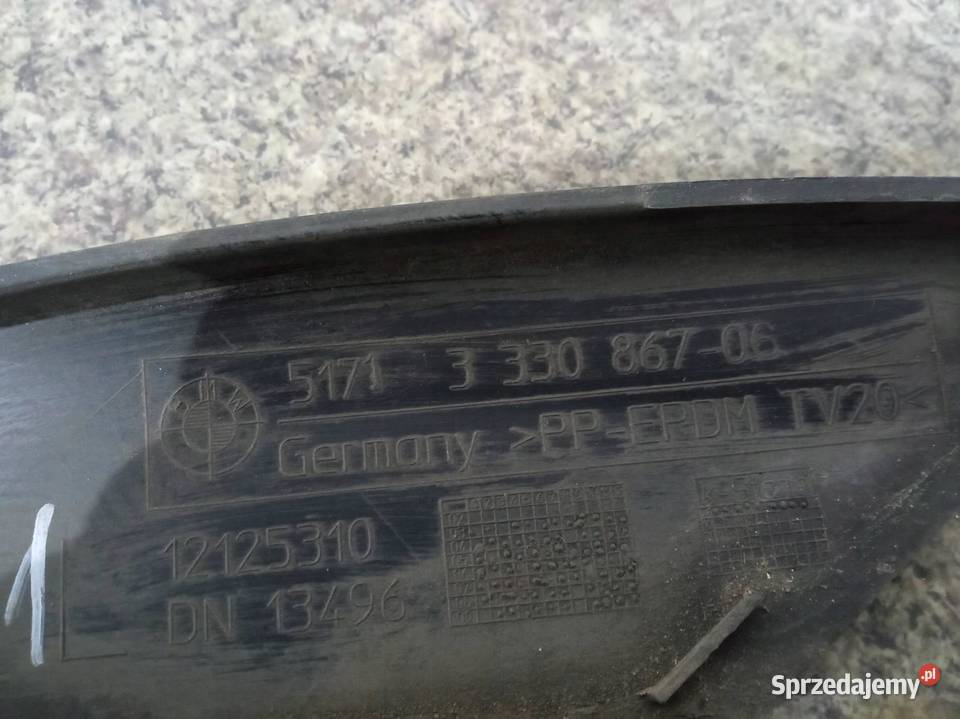 OSŁONA LISTWA BŁOTNIKA PRAWY LEWY TYŁ KPL Rok produkcji 2009