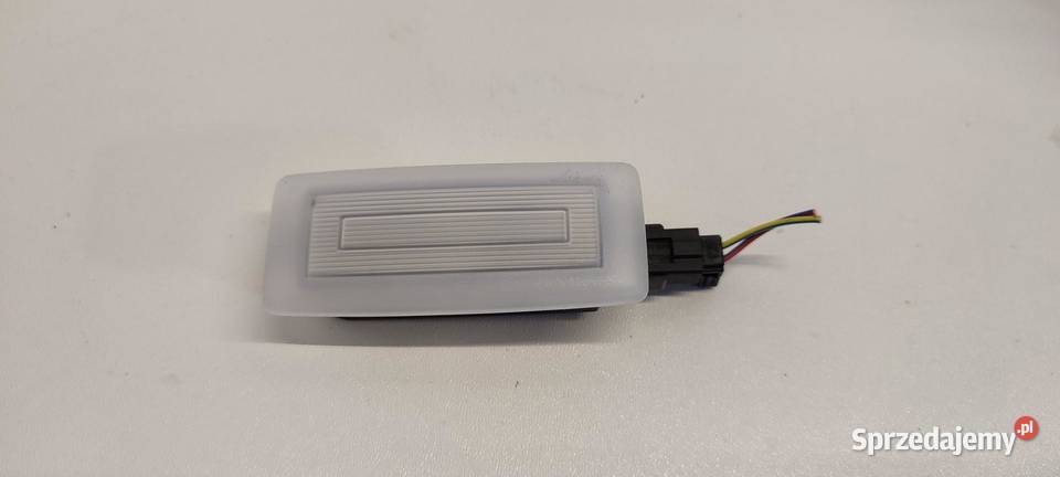 VW TAYRON TIGUAN III LAMPKA LED 10A947109A