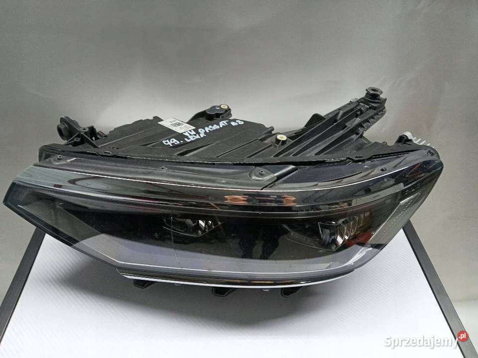 LAMPA LEWY PRZÓD PRZEDNIA VW PASSAT B8 LIFT wielkopolskie