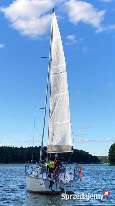 Komfortowy turystyczny jacht żaglowy Narwal z Godziszewo sprzedam