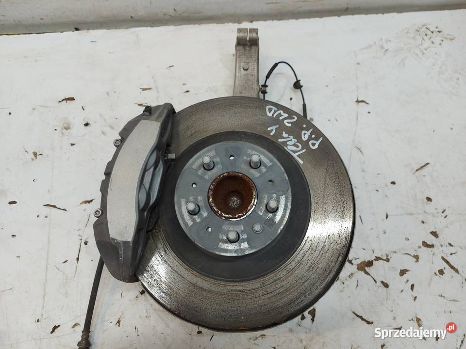 TESLA MODEL Y 2023r Zwrotnica przód prawa