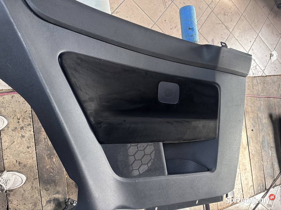Boczki drzwi golf 5 3 drzwi czarna alcantara osobowe Części samochodowe sprzedam