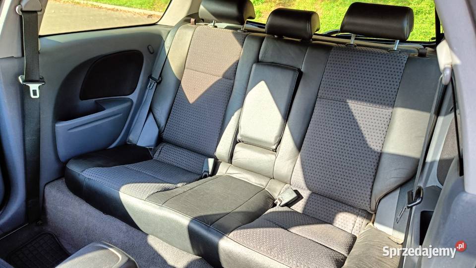 Nissan Almera II N16 15 Benzyna Bytom