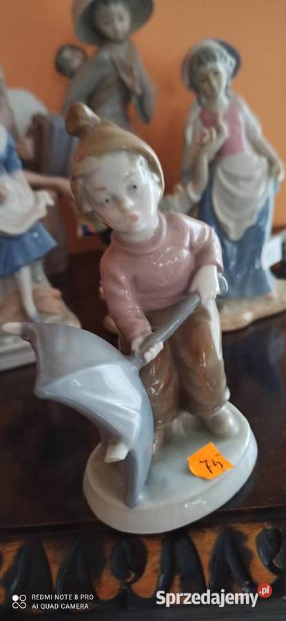 Figurka dziewczynka z krówką Gdańsk