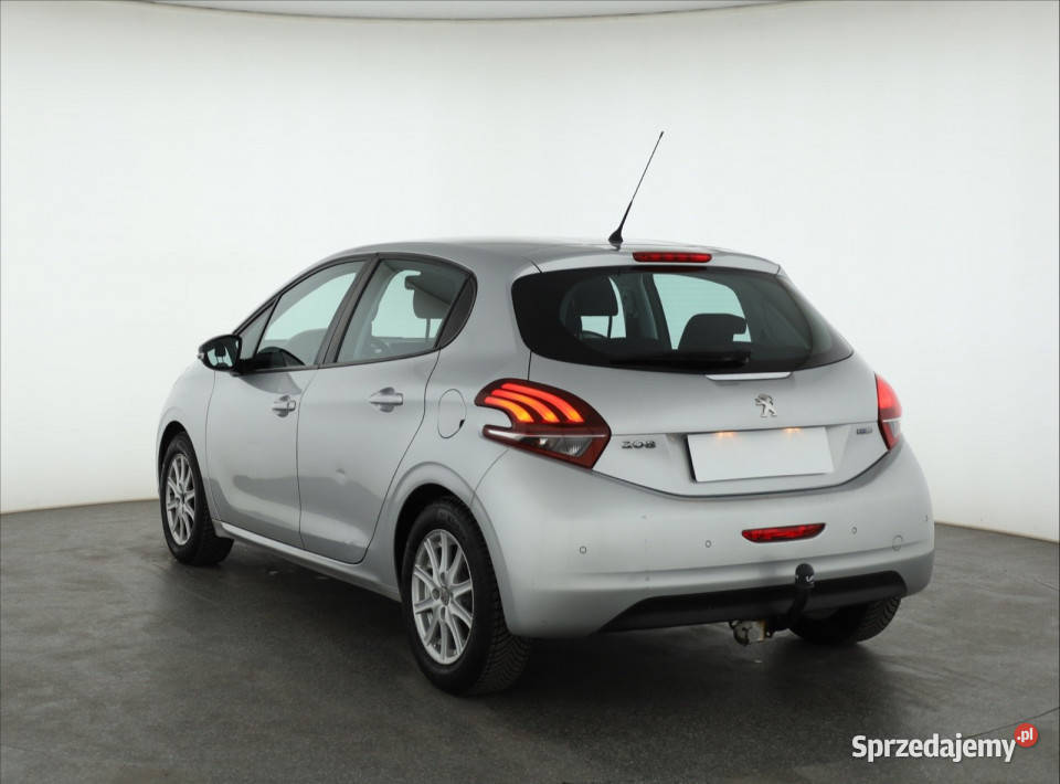 Peugeot 208 12 PureTech manualna Piaseczno