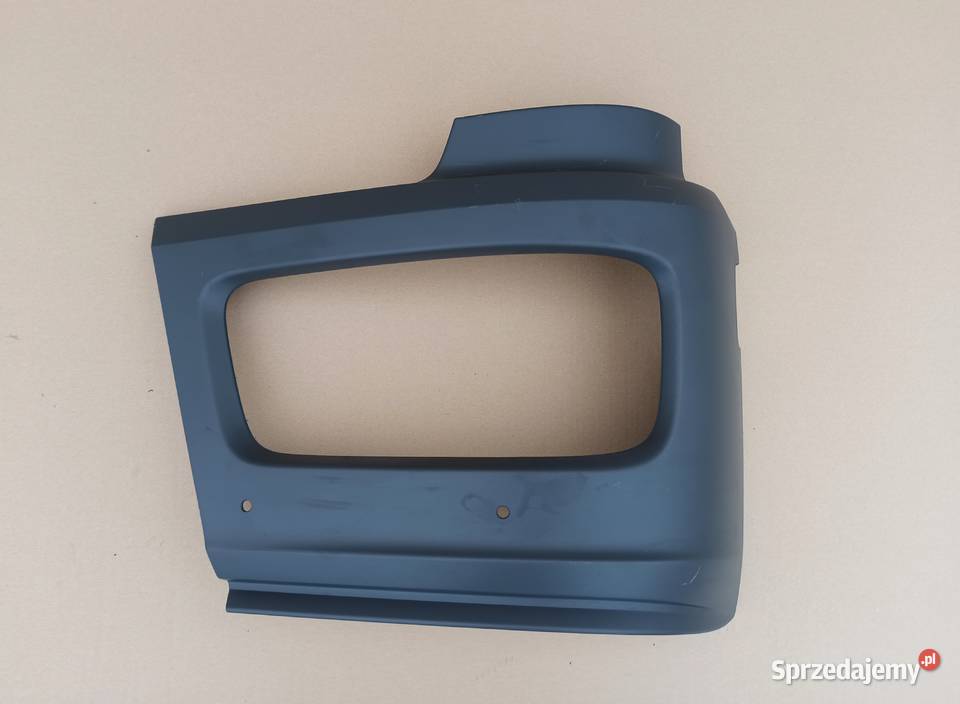 MERCEDES ATEGO III 3 ZDERZAK OKULAR REFLEKTORA Bieleń