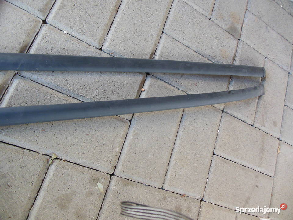 7636747 LISTWY DACHOWE KOMPLET FIAT CINQUECENTO sprzedam