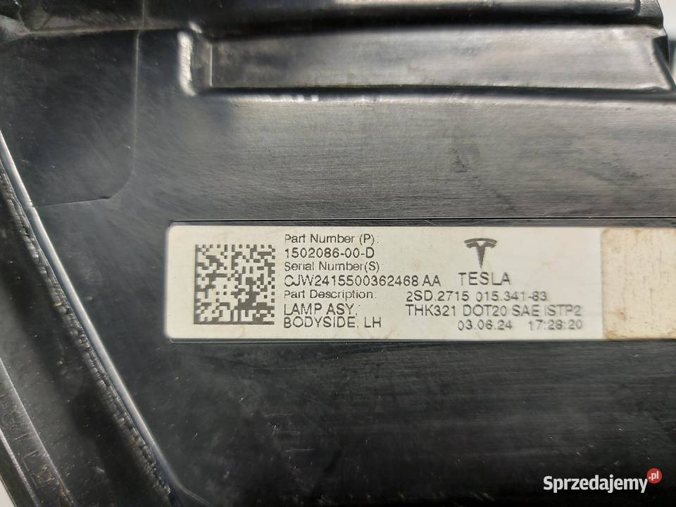 TESLA MODEL Y Lampa tył lewa 150208600D
