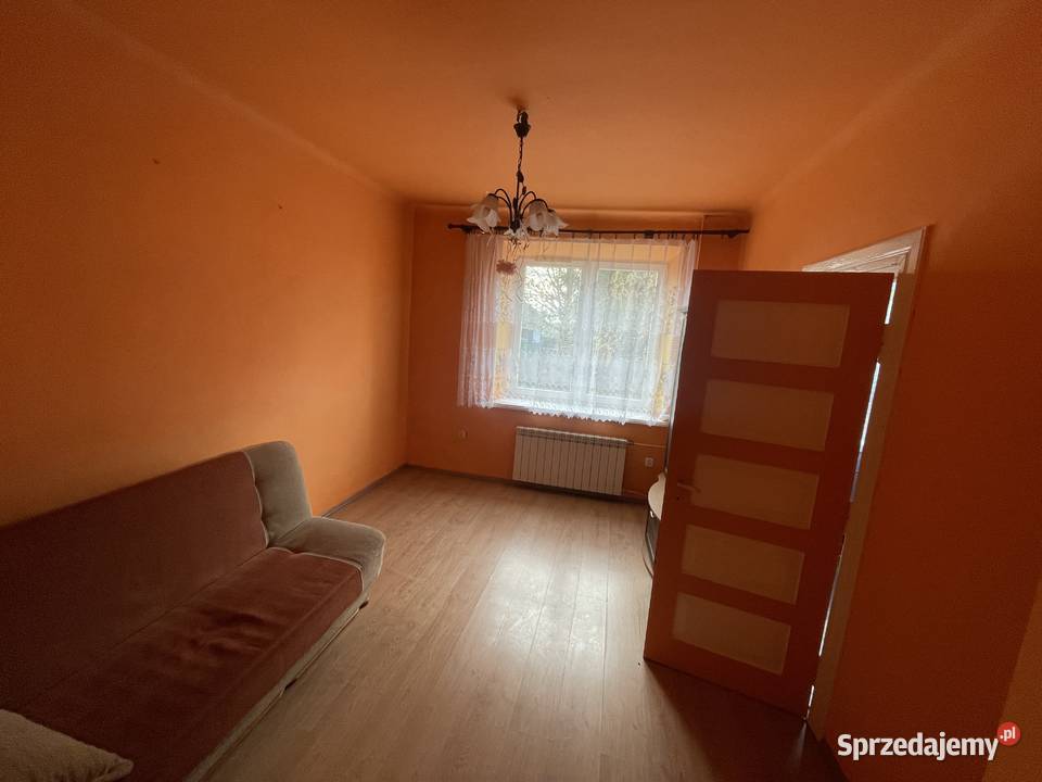 Dom z działka 1700m2 mieszkalny Ćmielów