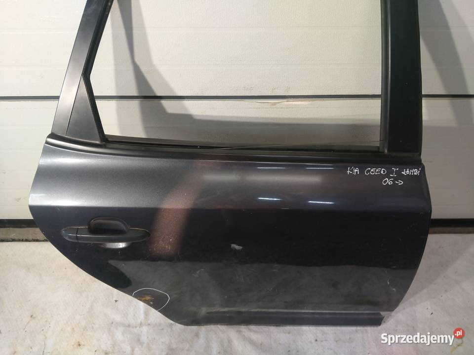 KIA CEED I KOMBI 0612 DRZWI PRAWY TYŁ Karoseria Bielsko-Biała