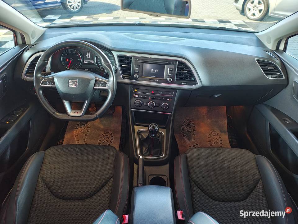 SEAT LEON FR Niski Przebieg Bezwypadkowy Zadbany komputer pokładowy