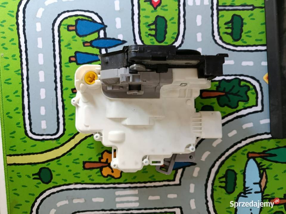 Zamek kierowcy Passat B6 osobowe Drzwi podlaskie Suwałki