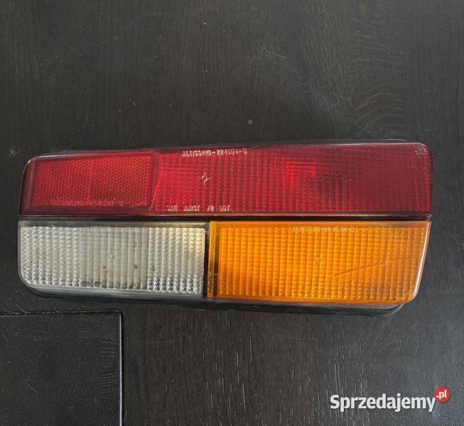 Fiat 124 Spider 1980 lampa tył prawa z uszczelką Lublin