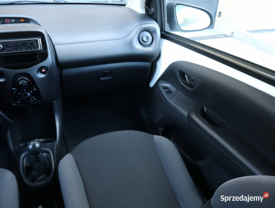 Toyota Aygo 10 VVTi Łódź