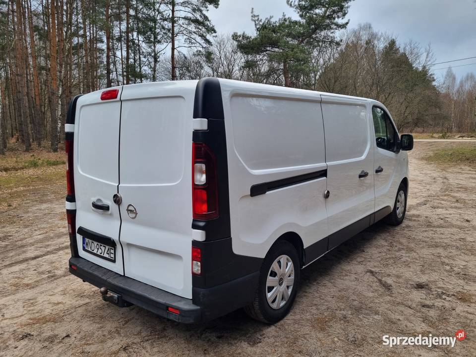 Zadbany serwisowany Opel Vivaro manualna Warszawa