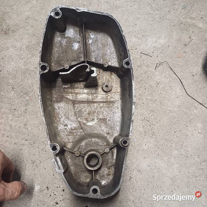 Dekiel silnika pokrywa WSK SHL 175