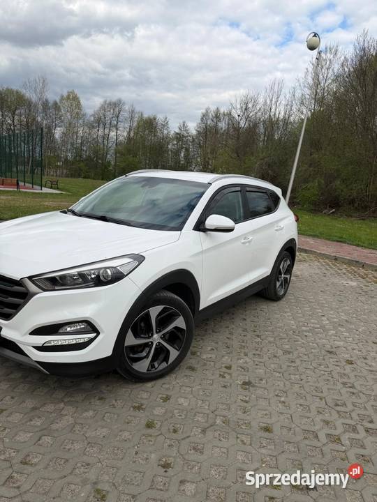 Hyundai Tucson garażowany Sienno