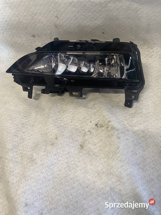 Halogen zwykły lewy Skoda Octavia IV Nowy śląskie sprzedam