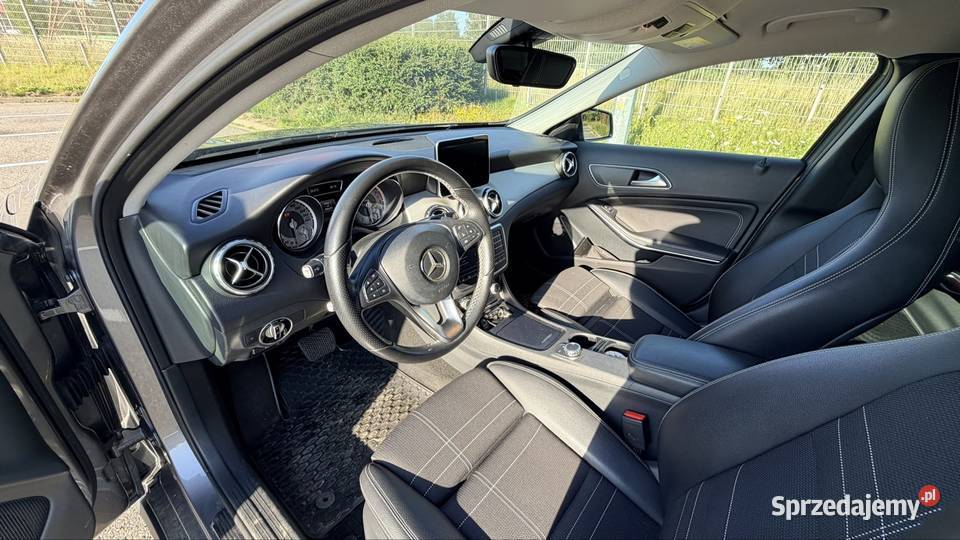 Mercedes GLA zadbany prywatny skórzana tapicerka sprzedam