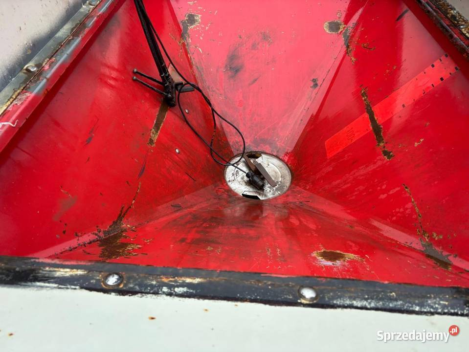 Rozsiewacz KUHN CZSB Radzyń Podlaski