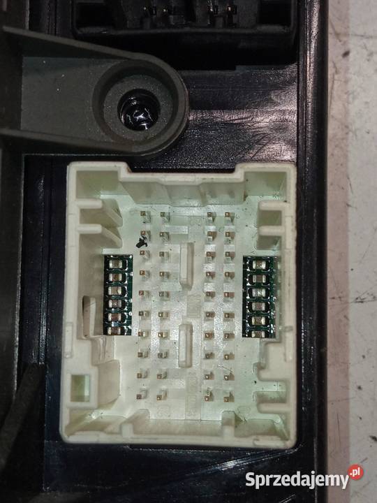 SKRZYNKA BSI 8200371614B 20 B 134 Renault Laguna świętokrzyskie