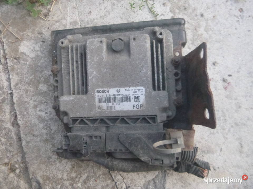 KOMPUTER OPEL ASTRA 19 CDTI 55198054 0281012122 osobowe Motoryzacja Lublin