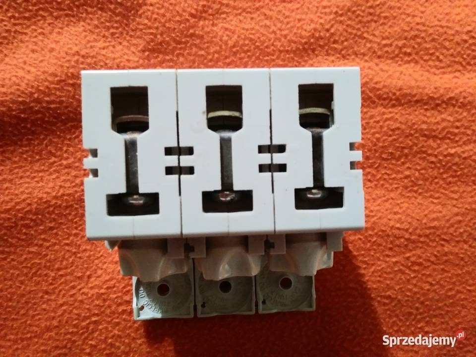 LEGRAND ROZŁĄCZNIK BEZPIECZNIKOWY R303 50A Poznań