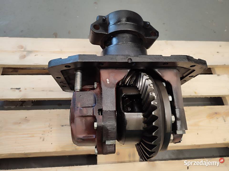 Mechanizm różnicowy 5153804 Holland M135 34X10 Wilkowo