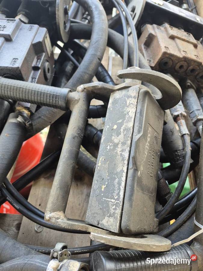 Rozdzielacz hydrauliczny do tura faucheuxa stoll Hydraulika Turek